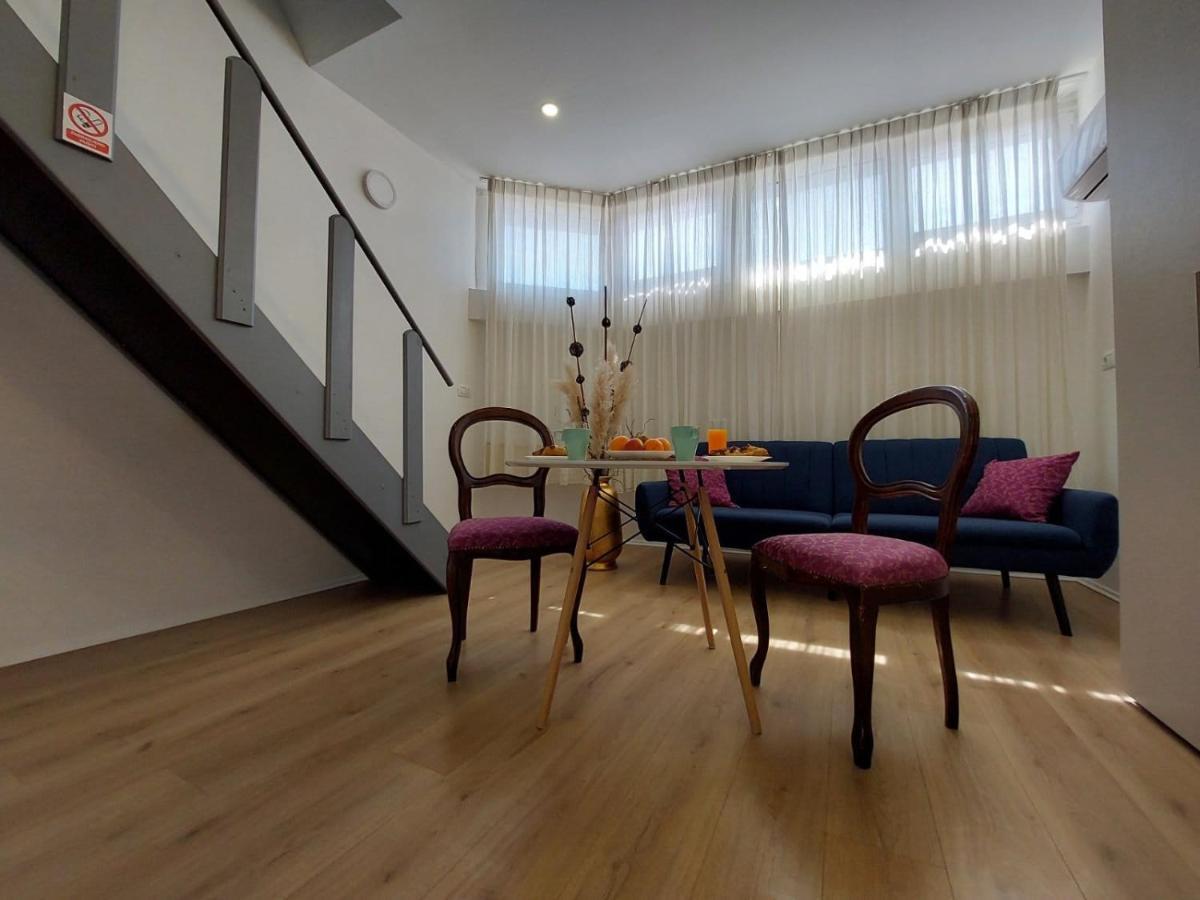 Apartmani Roza พูลา ภายนอก รูปภาพ